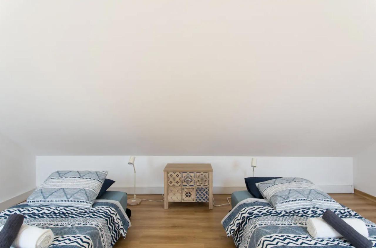 Beautiful 3-story House In Chiado With A 40m² Private Terrace Lejlighed