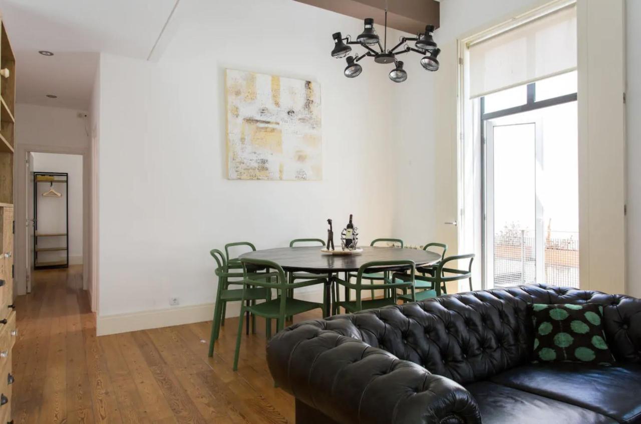 Beautiful 3-story House In Chiado With A 40m² Private Terrace * Lissabon