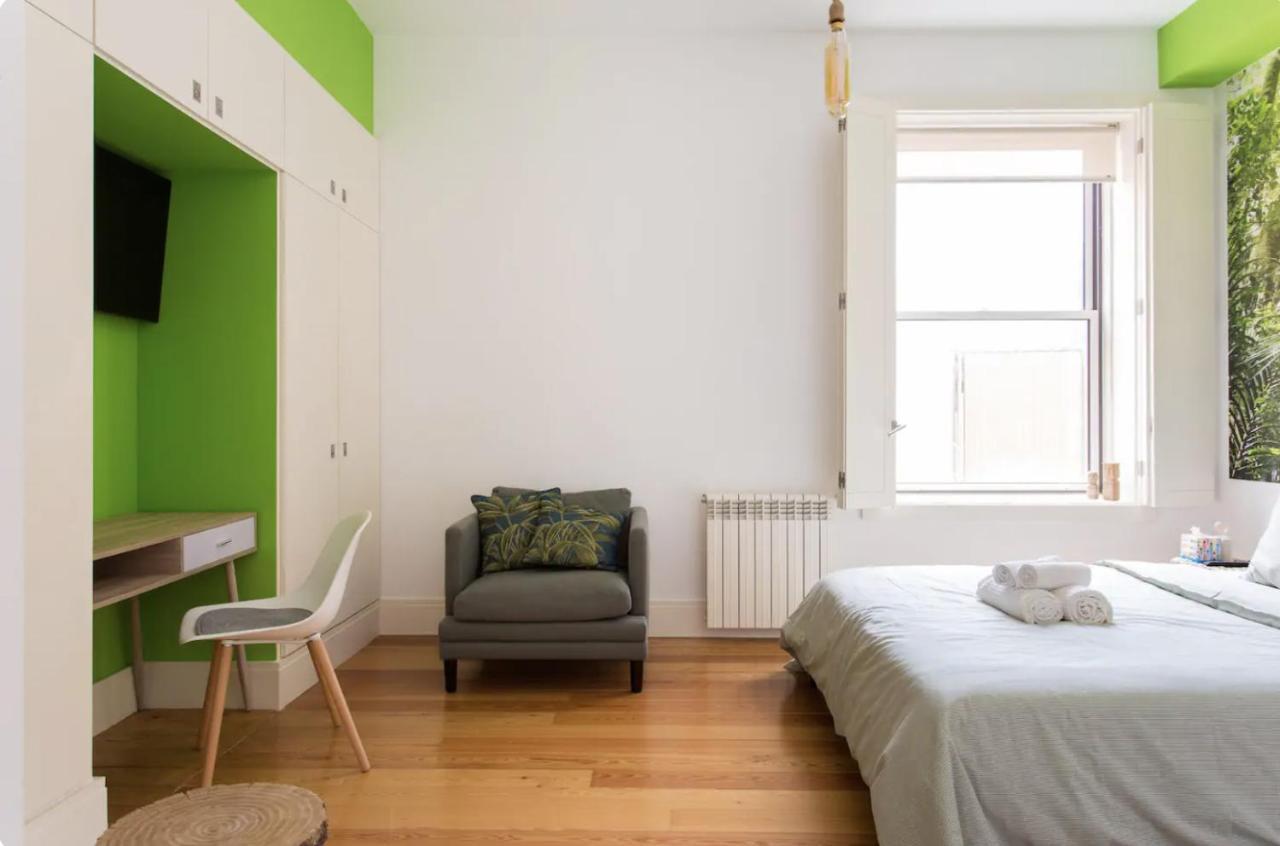 Beautiful 3-story House In Chiado With A 40m² Private Terrace * Lissabon